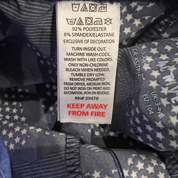 Tommy Bahama Active Hybrid Shorts, Size 4 (2-pair) - Picture 4 of 5